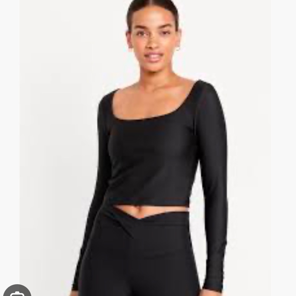 Old Navy PowerSoft Long-Sleeve Crop Support Top Black